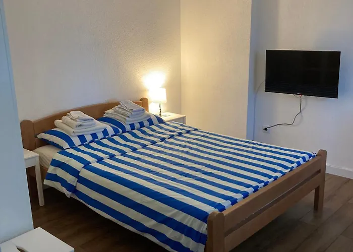 Apartament Sanader *